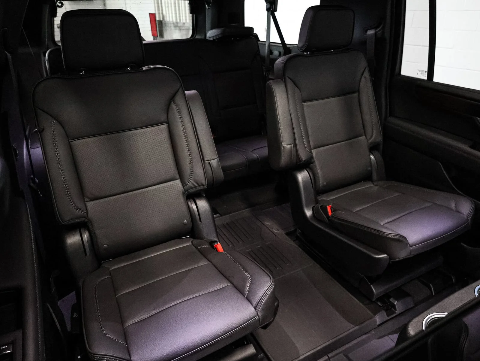 2026 GMC Yukon XL Denali - Photo 24