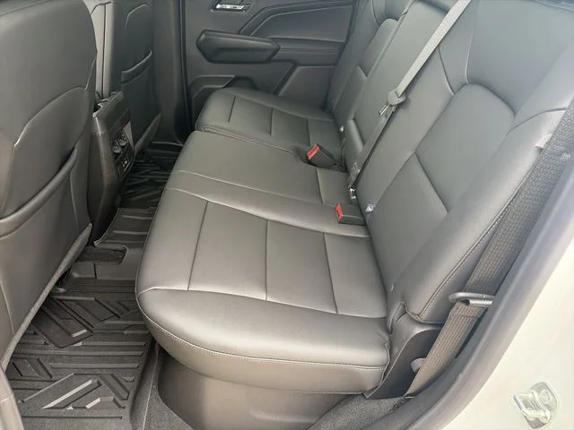 New 2026 White GMC Elevation image 11