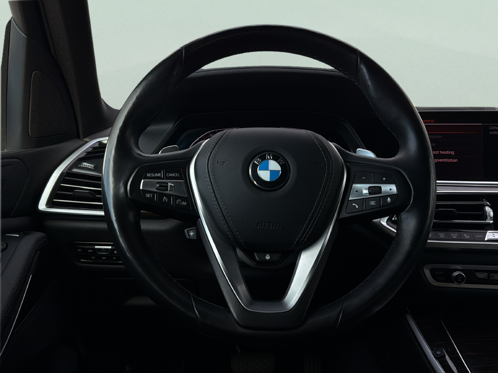 Used 2019 Arctic Gray Metallic BMW xDrive40i image 32