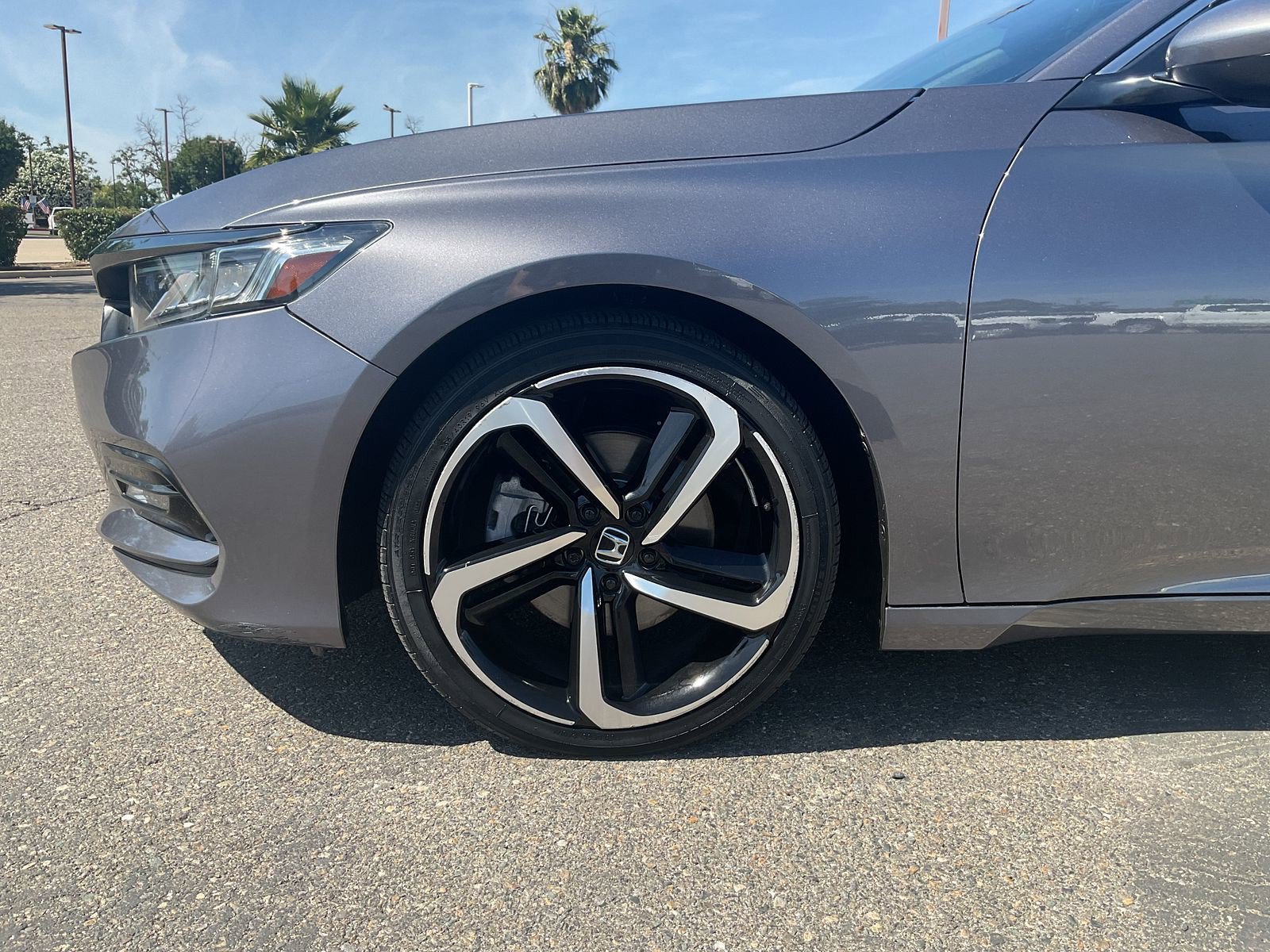 Used 2020 Modern Steel Metallic Honda Sport image 9