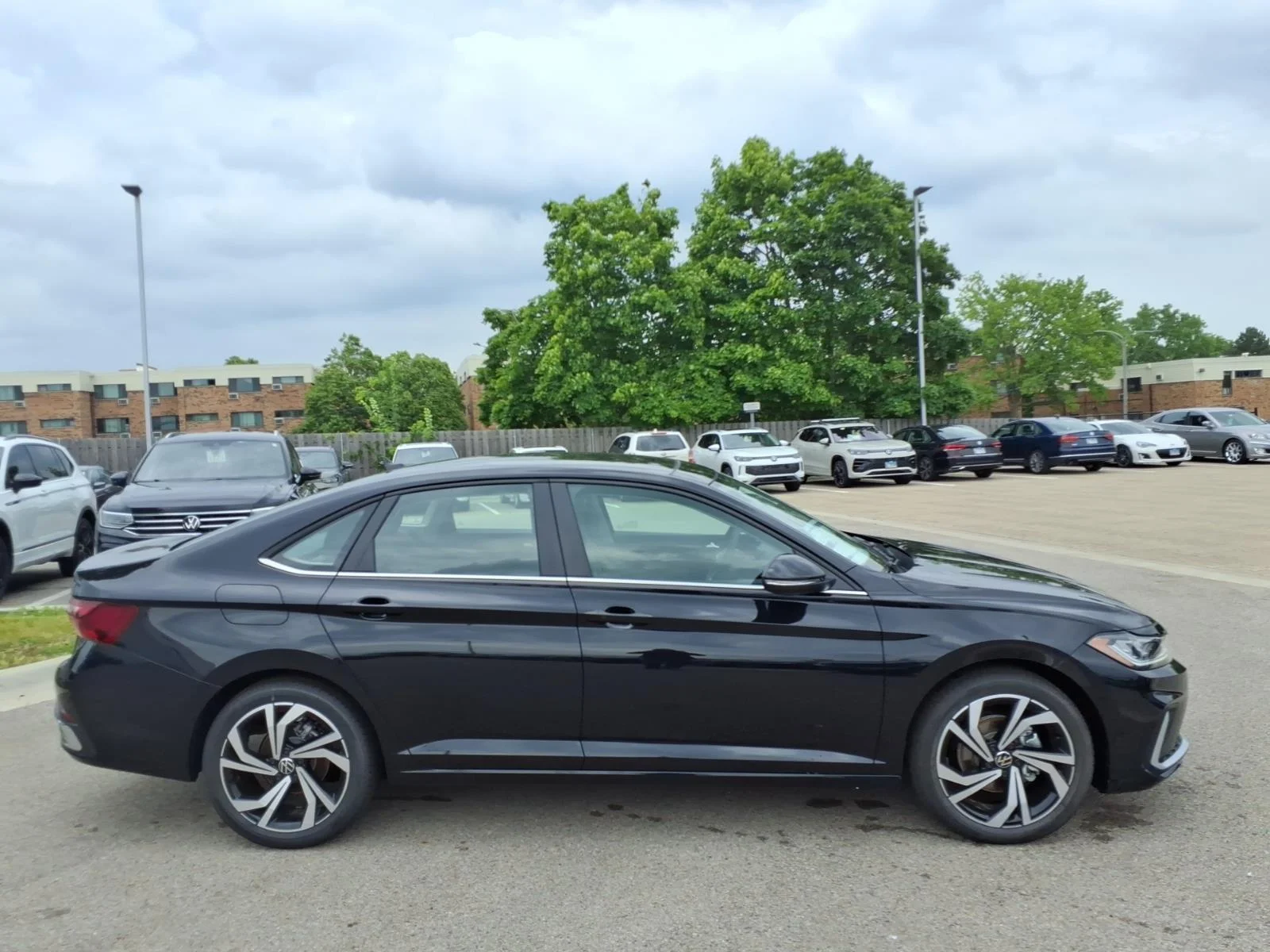 New 2026 Deep Black Pearl Volkswagen SEL AUTO image 8