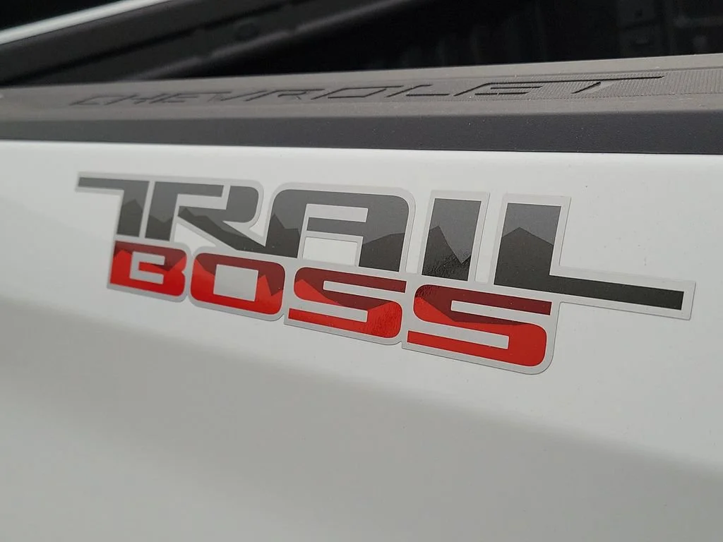 New 2026 Summit White Chevrolet LT Trail Boss image 28