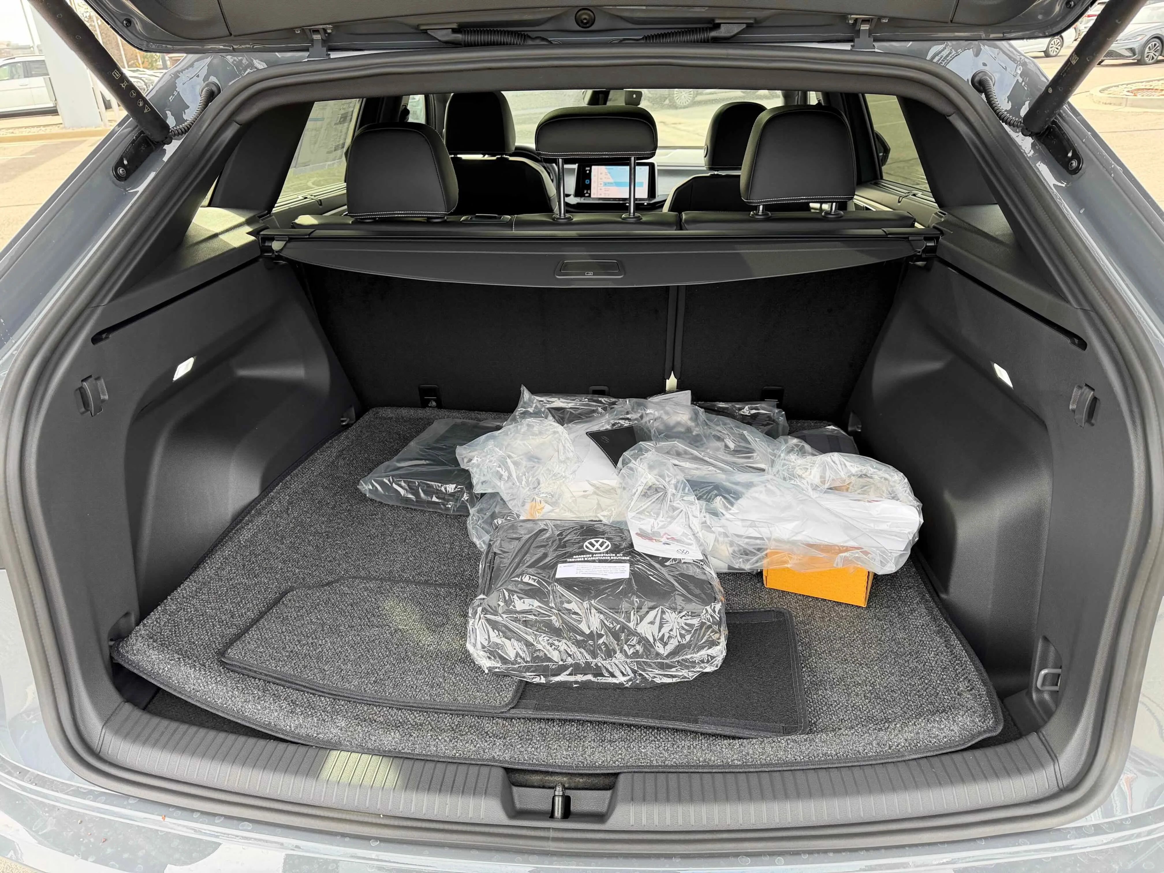 New 2026 Gray Volkswagen 2.0T SE w/Technology image 33