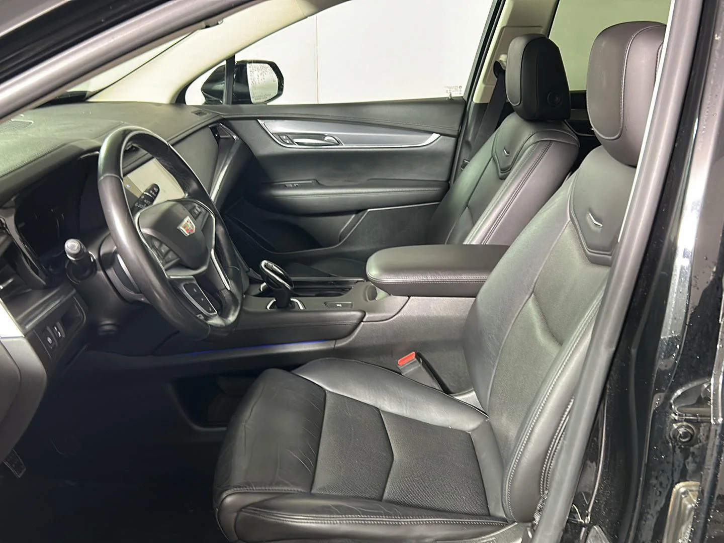 Used 2019 Black Metallic Cadillac Luxury image 15