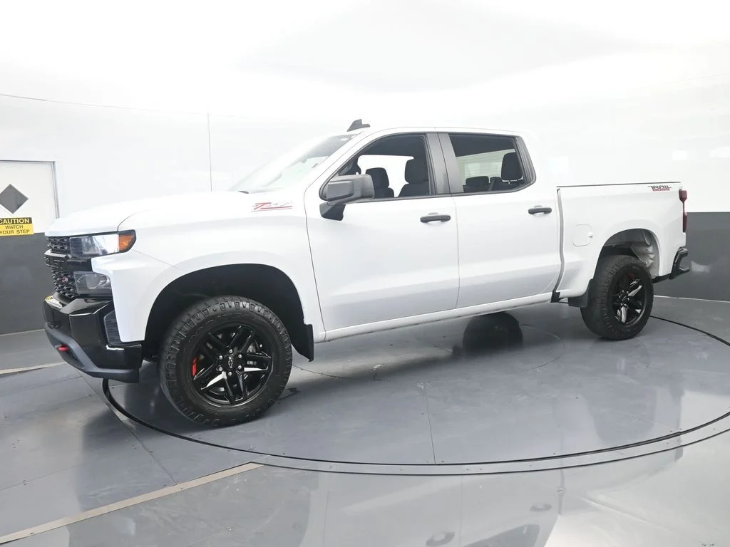 Used 2021 Summit White Chevrolet Custom Trail Boss image 2