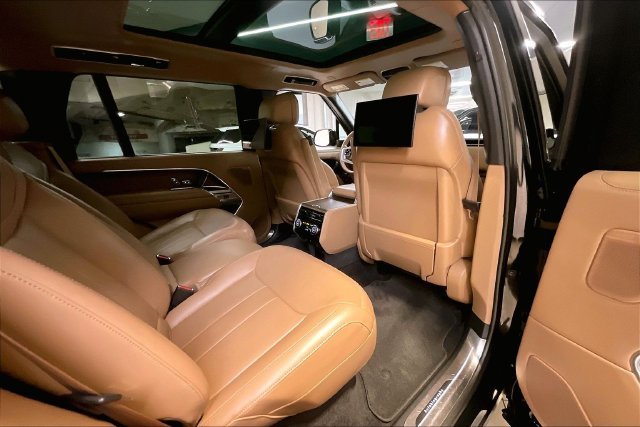 Used 2023 Santorini Black Metallic Land Rover Autobiography image 12