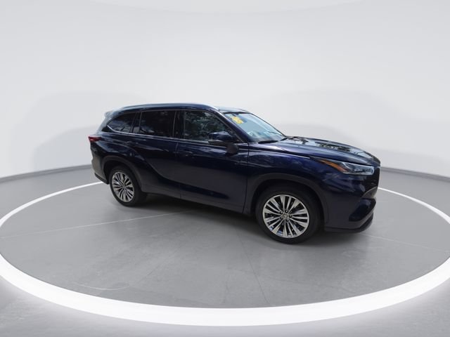 Used 2023 Blue Toyota Platinum image 9