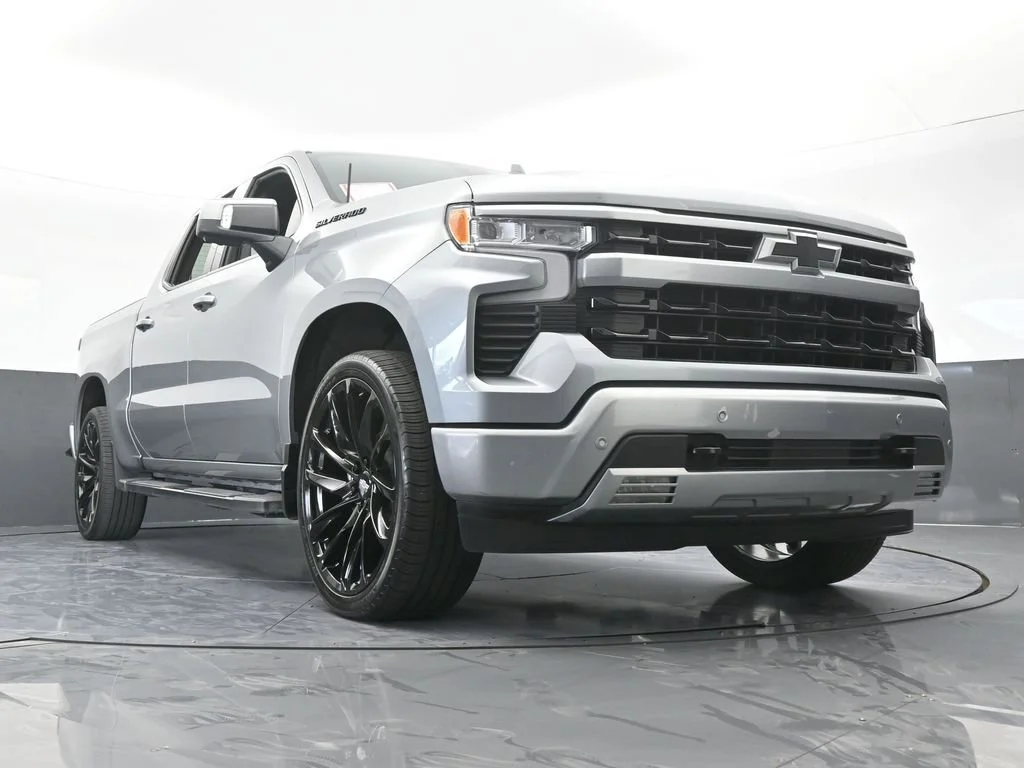 2025 Chevrolet Silverado 1500 LTZ - Photo 80