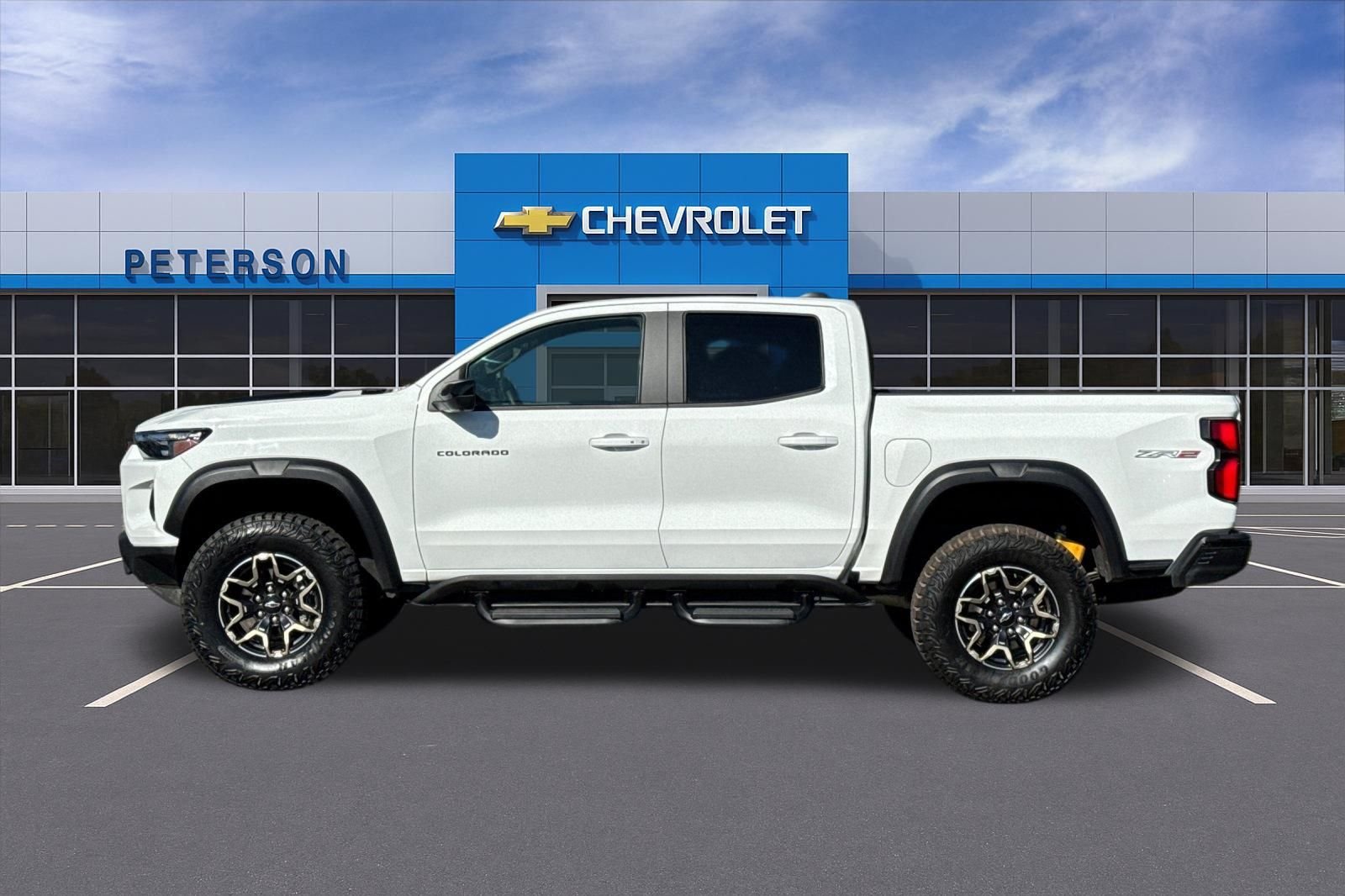 Used 2024 White Chevrolet ZR2 image 7