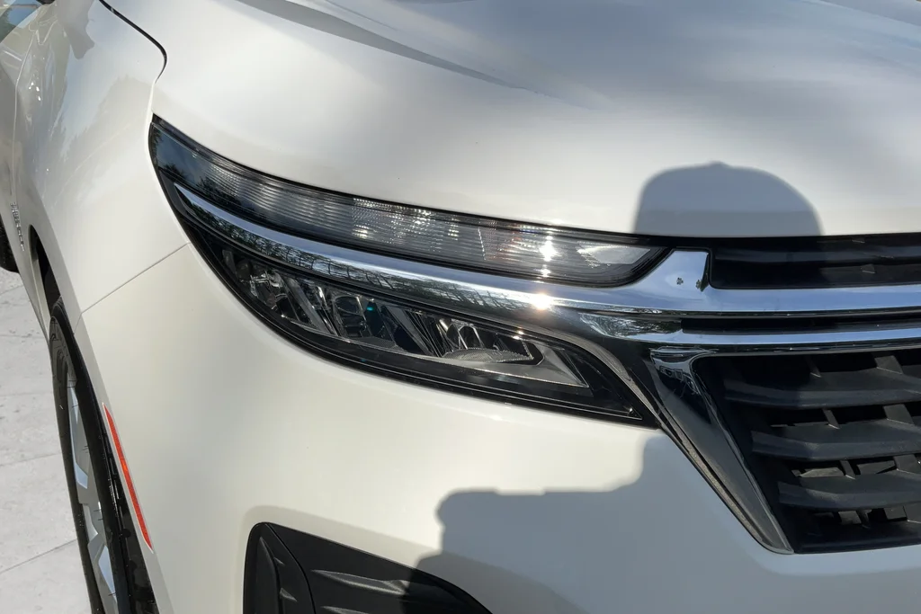 Used 2024 White Chevrolet LS image 27