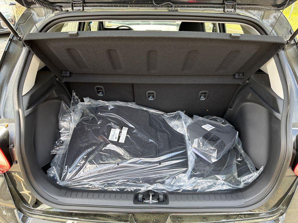 New 2026 Black Hyundai SE image 18