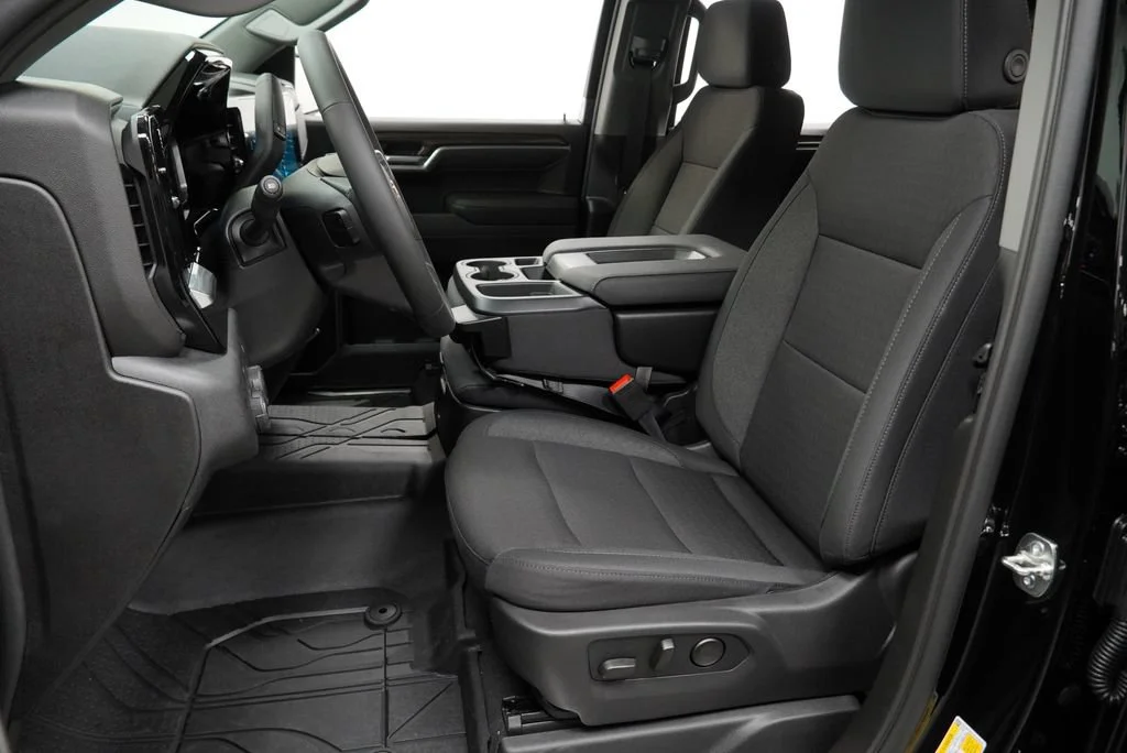 New 2026 Black Chevrolet LT image 7