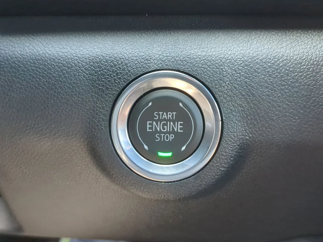 New 2026 Sterling Metallic GMC AT4 image 17