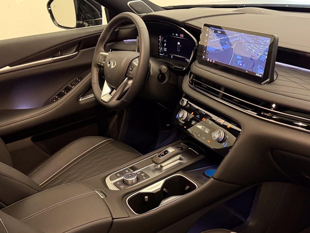 New 2027 MINERAL BLACK INFINITI Autograph AWD image 22
