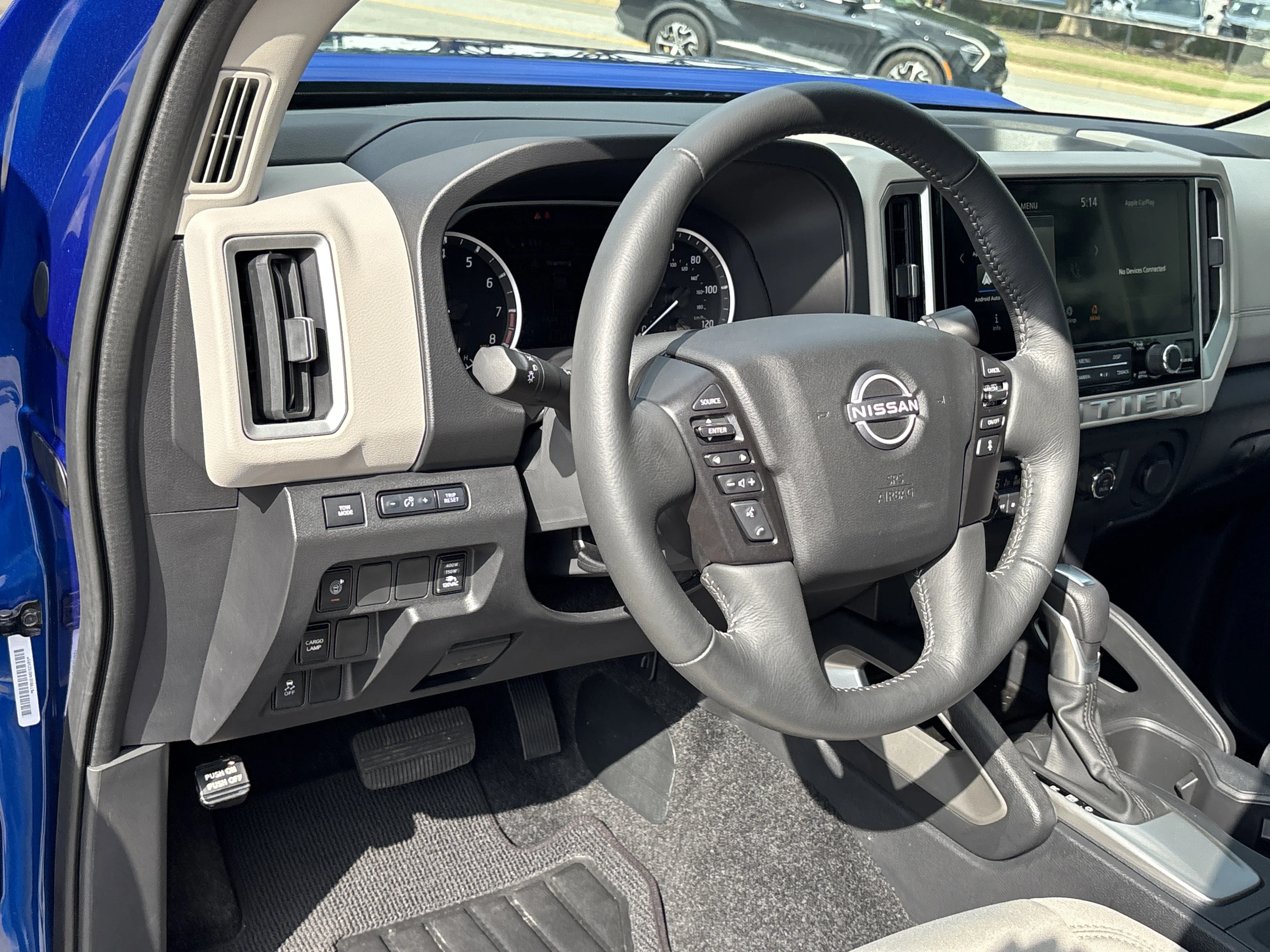 Used 2025 Bluestone Pearl Nissan SV image 16