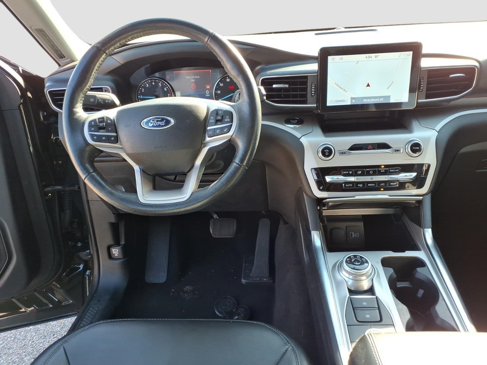 2022 Ford Explorer XLT - Photo 9