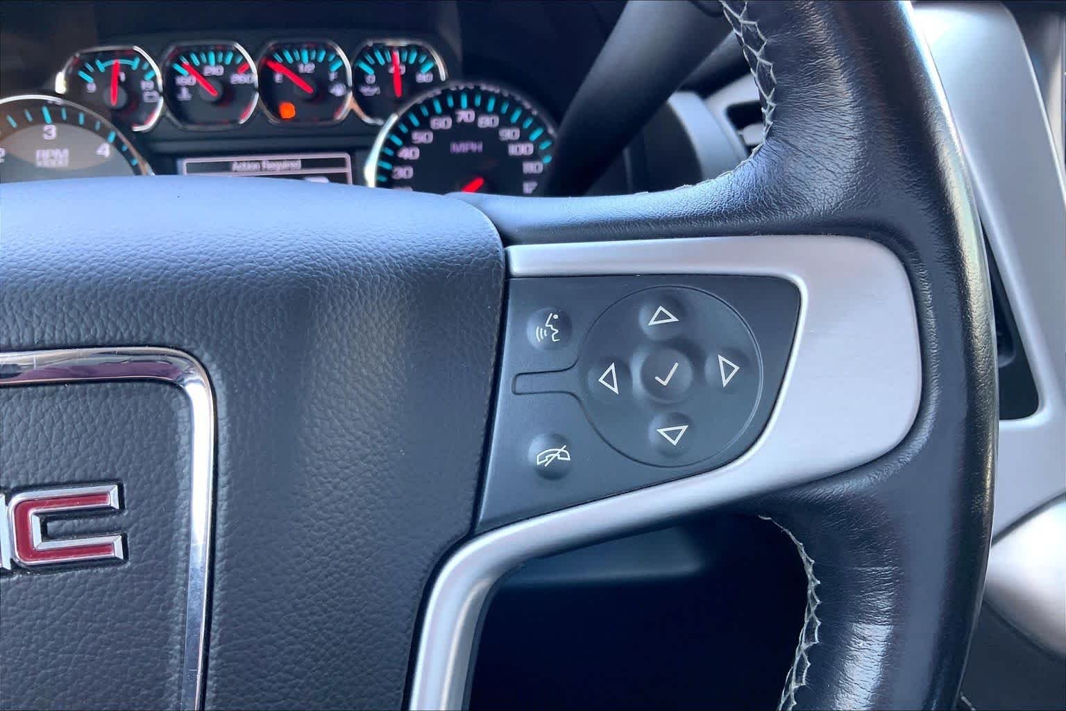 Used 2019 Quicksilver Metallic GMC SLT image 25