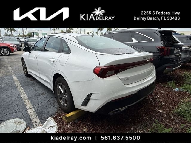 Certified Used 2024 White Kia LXS image 3