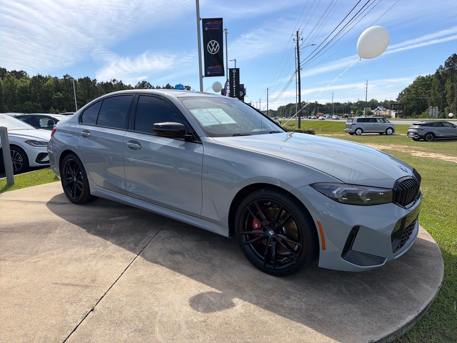 Used 2024 Gray BMW 330e image 3
