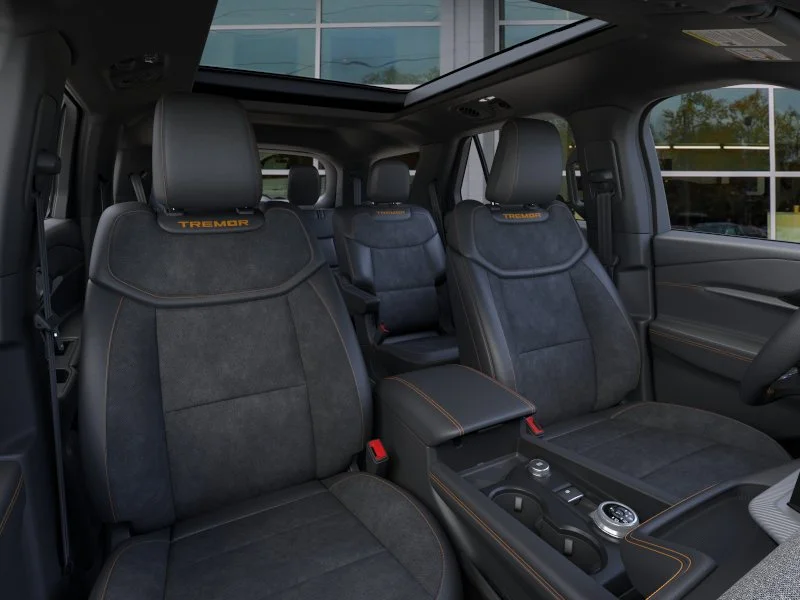 New 2026 Space White Metallic Ford Tremor® image 10