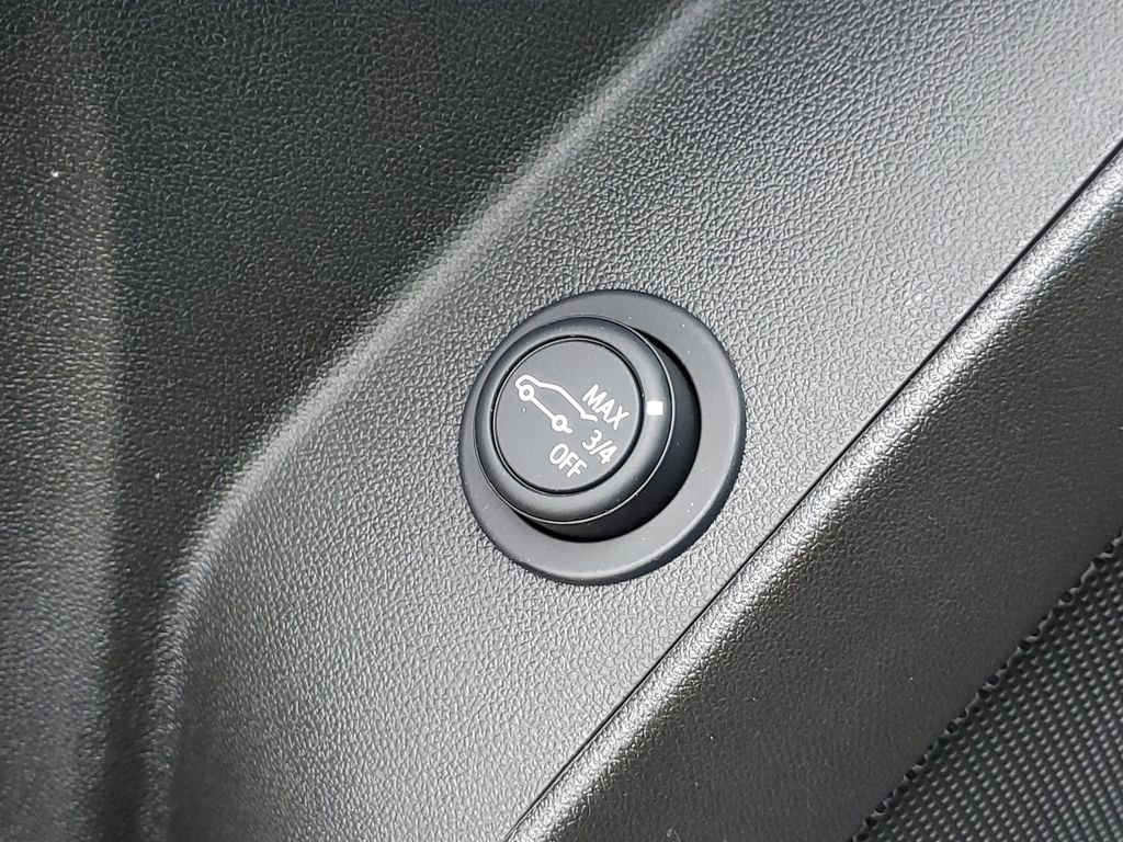 Used 2024 Blue Chevrolet LT image 17