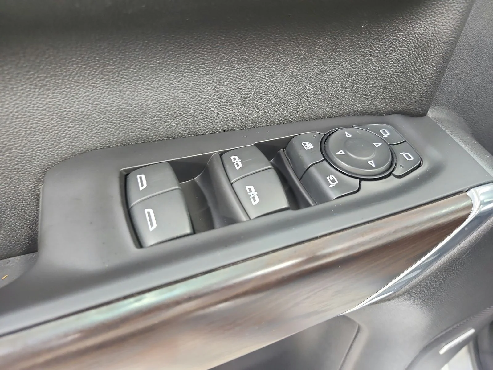 Used 2021 Quicksilver Metallic GMC SLT image 40