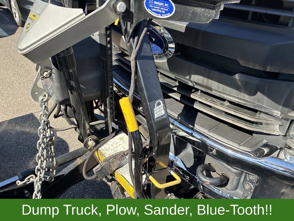 Used 2017 Black Ford XL image 12