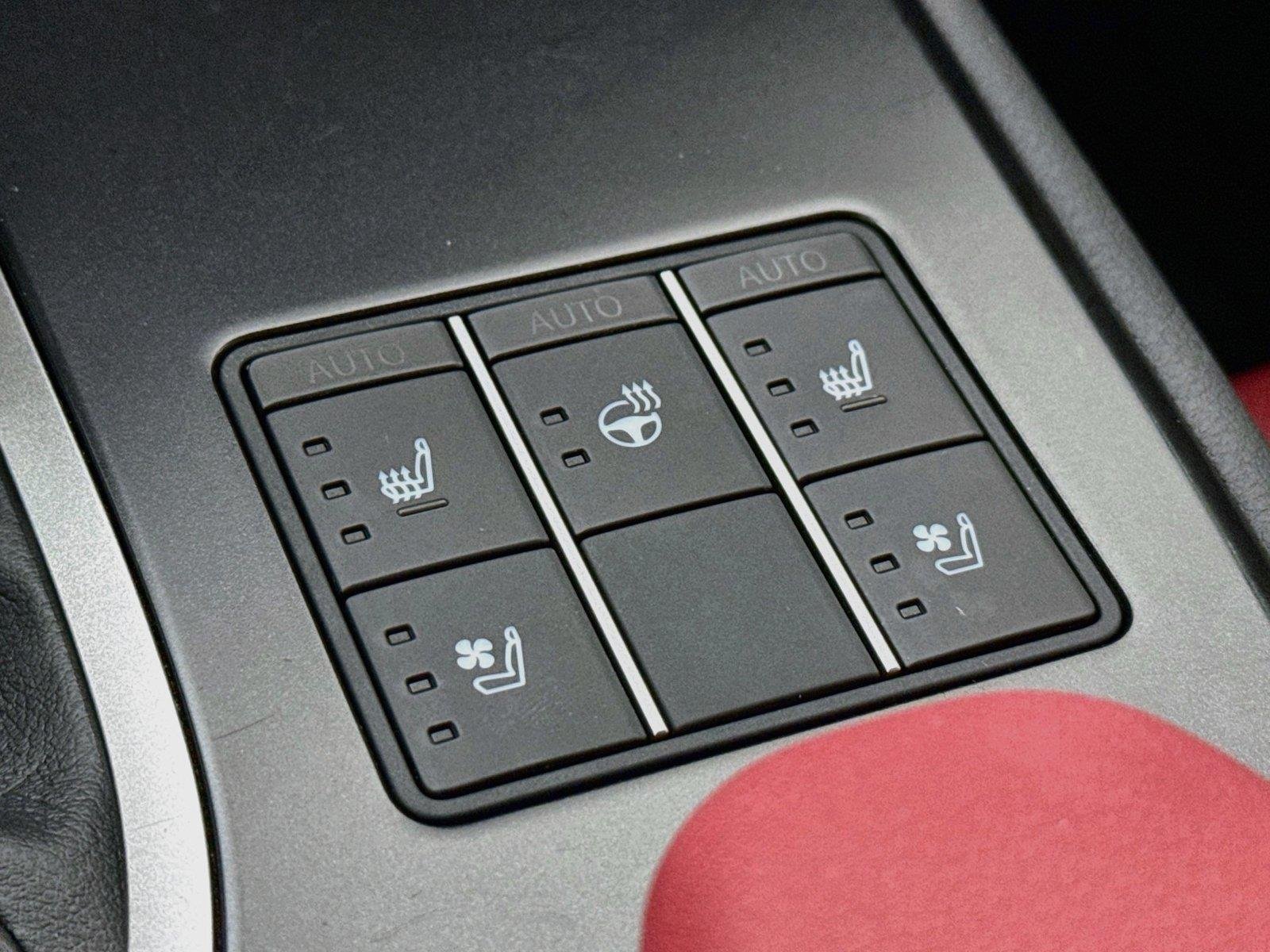 Used 2024 Iridium w/ Obsidian Roof Lexus UX 250h F SPORT Handling image 8
