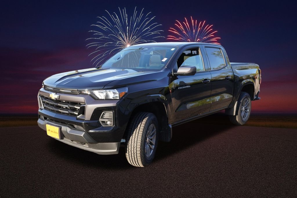 Used 2023 Black Chevrolet LT image 11