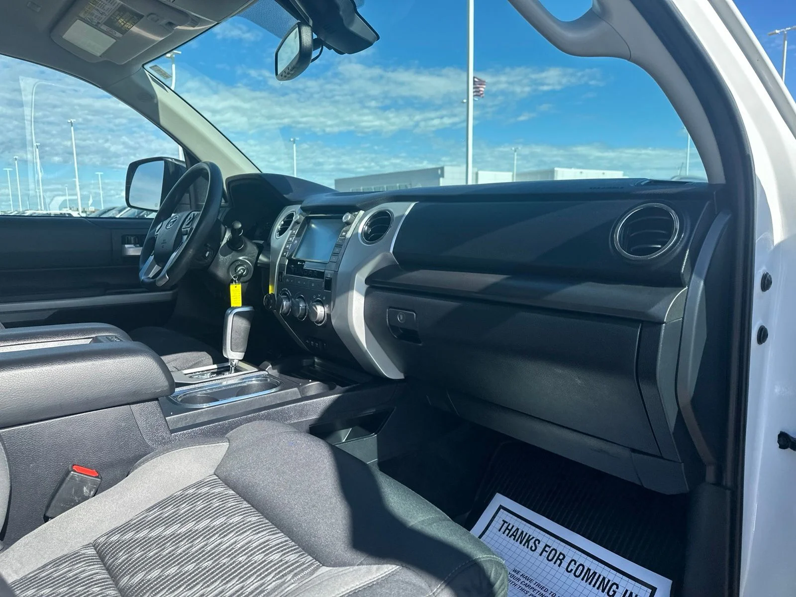 Used 2020 White Toyota SR5 image 35