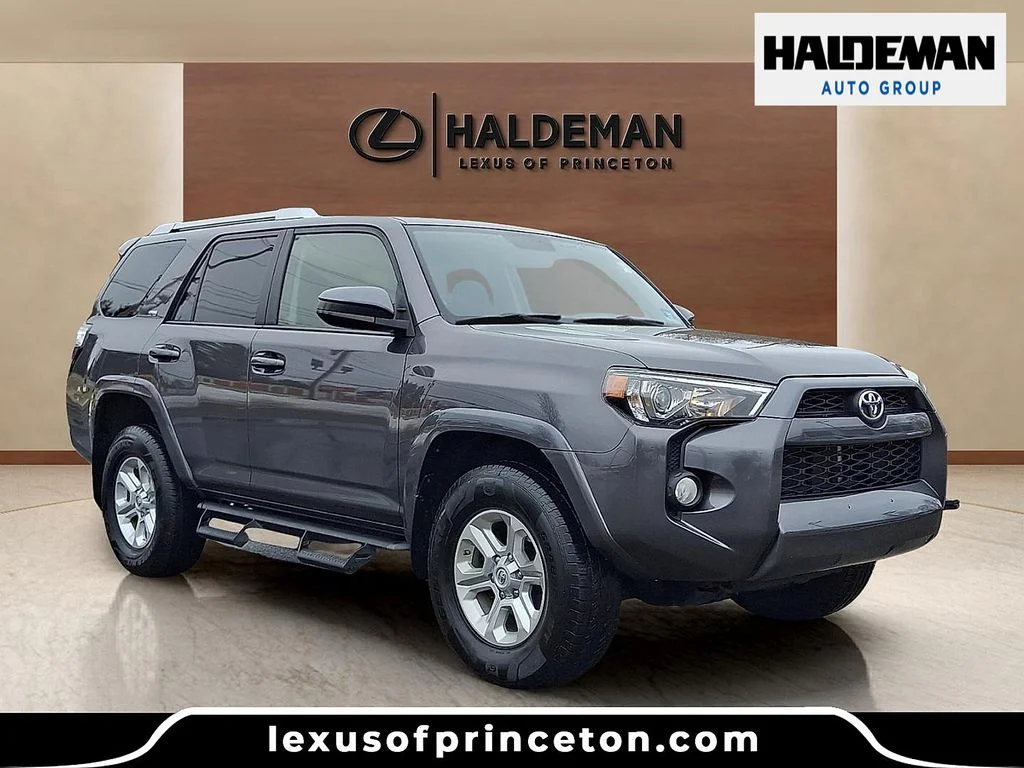 2017 Toyota 4Runner SR5 4x4 V6's photo