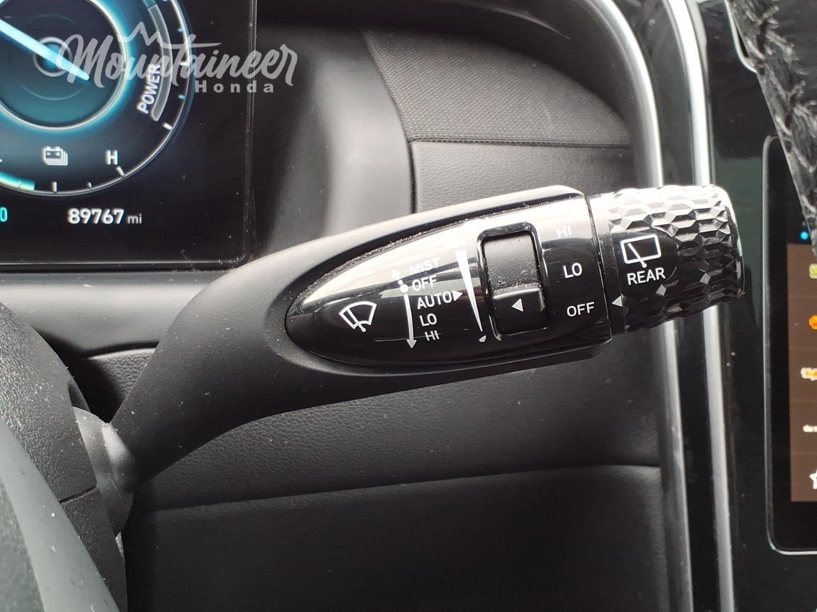 Used 2022 Phantom Black Hyundai Limited image 29