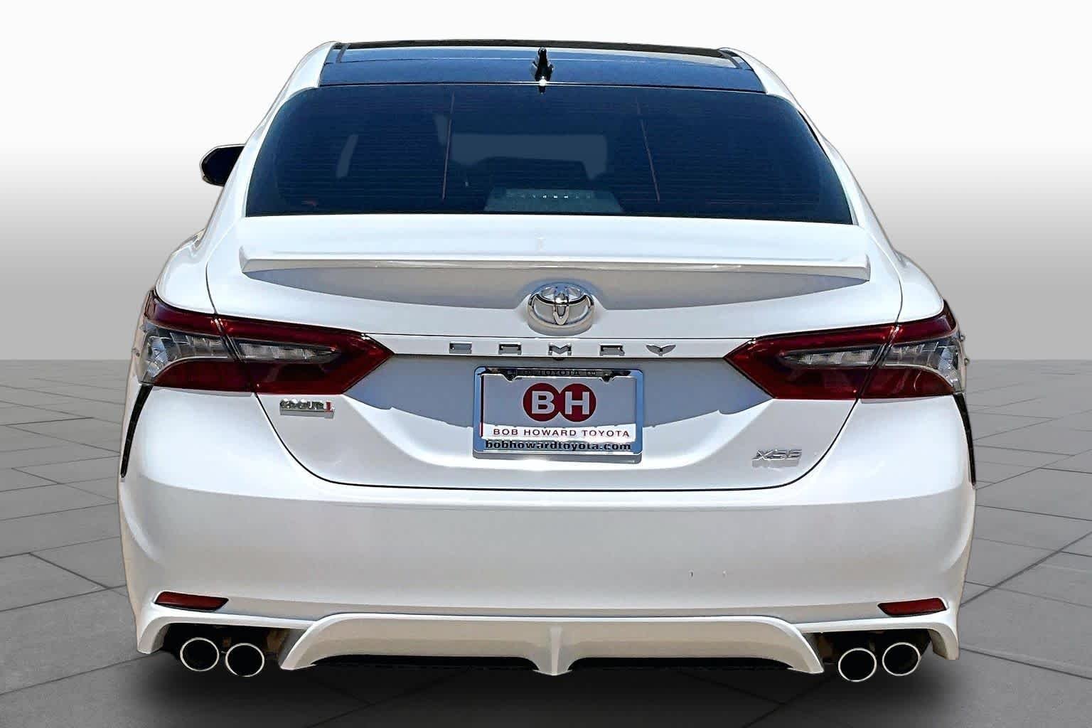 Used 2023 Wind Chill Pearl Toyota XSE image 5