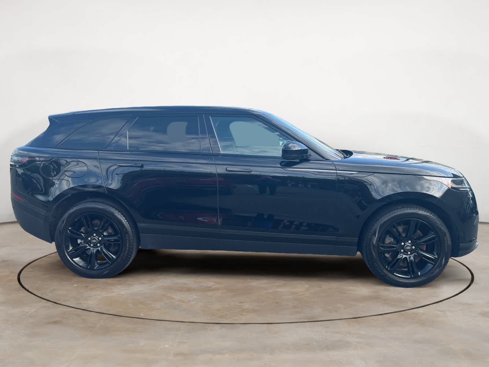 Certified Used 2026 Santorini Black Metallic Land Rover S image 6