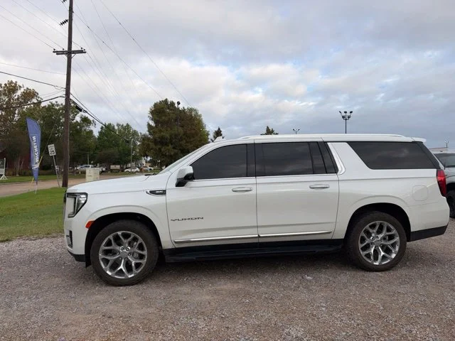 Certified Used 2023 White GMC SLT image 8