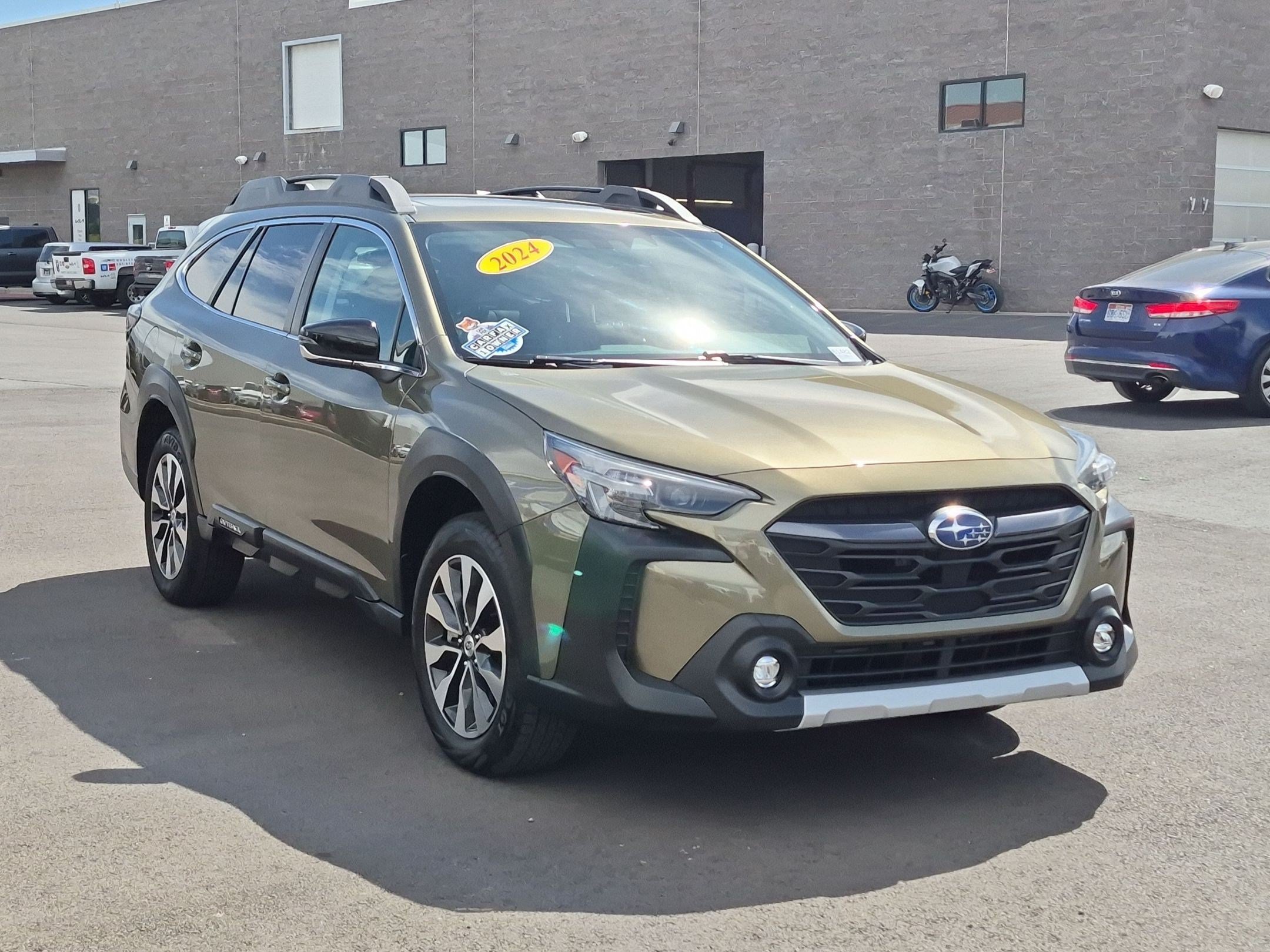 Used 2024 Autumn Green Metallic Subaru Limited image 8