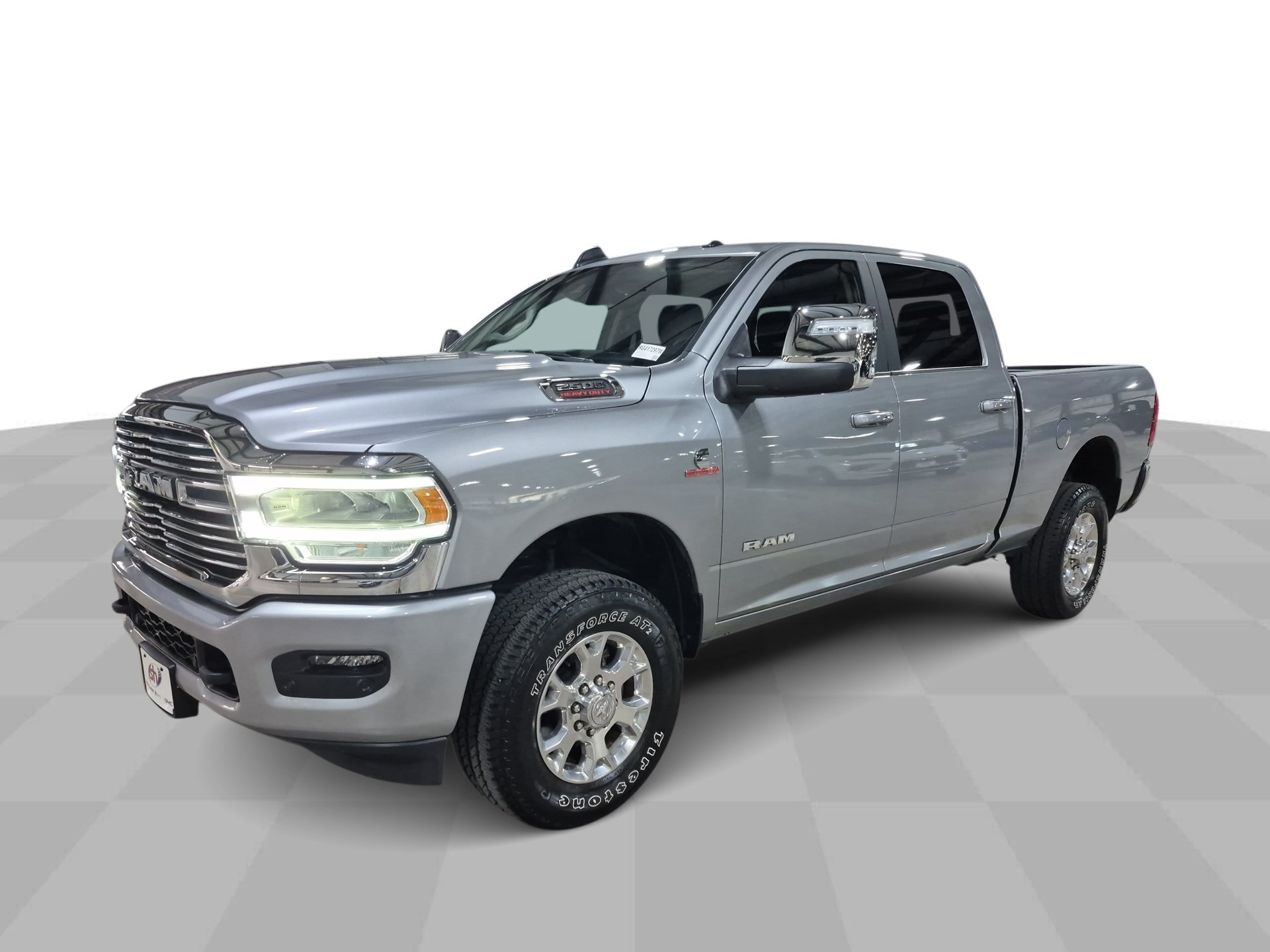 Used 2024 Billet Silver Metallic Clearcoat Ram Laramie image 4