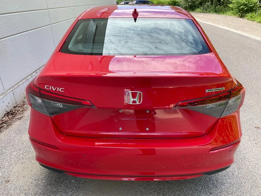 Used 2024 Red Honda Touring image 7