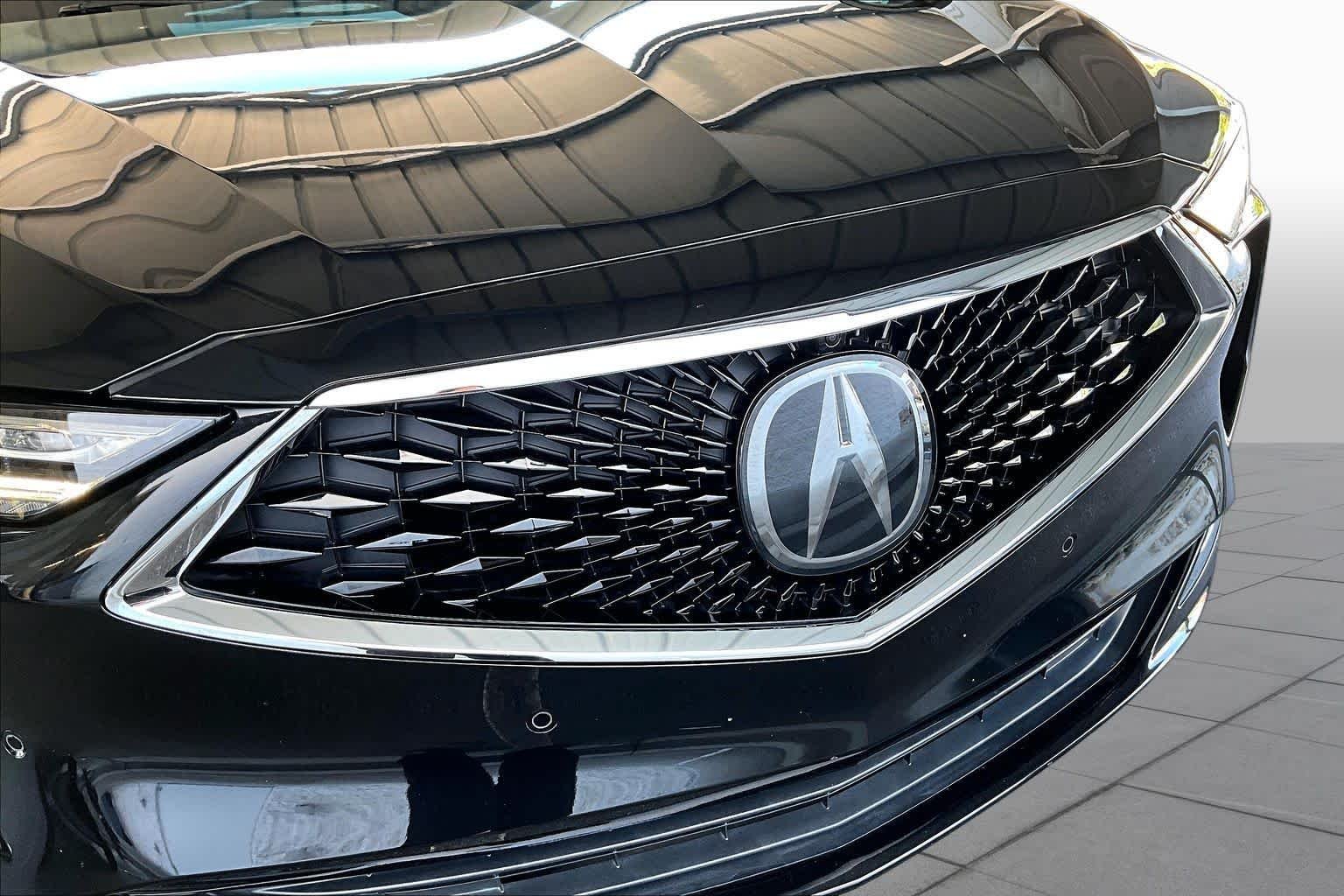 Used 2024 Majestic Black Pearl Acura w/Advance Package image 32