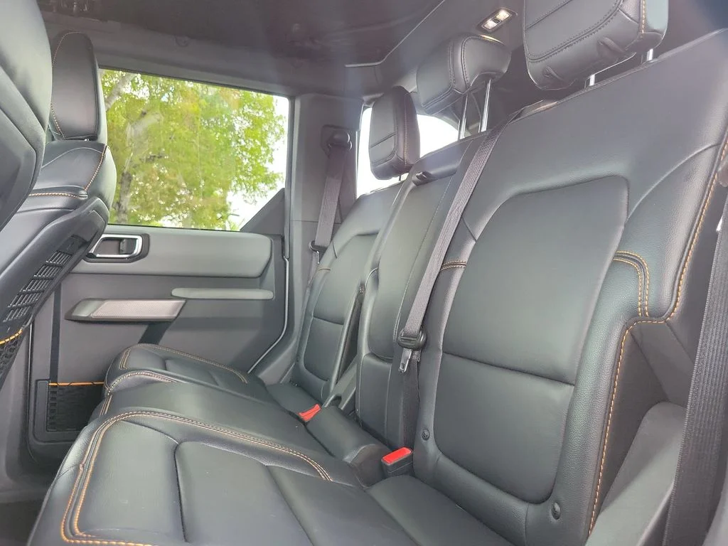 Used 2023 Gray Ford Badlands image 13
