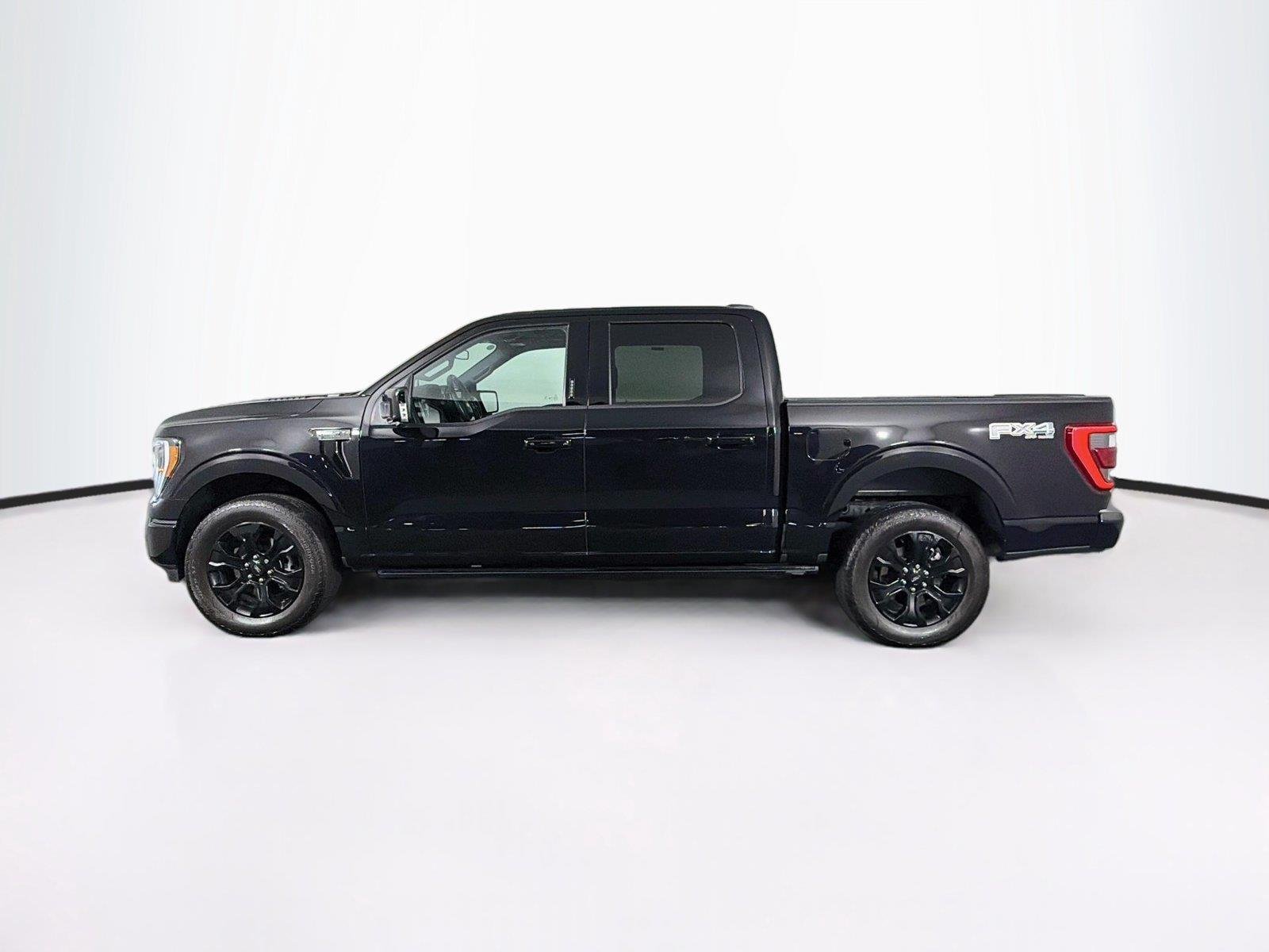 Used 2023 Agate Black Ford LARIAT image 8