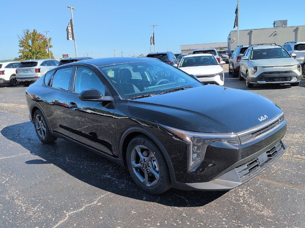2027 Kia K4
