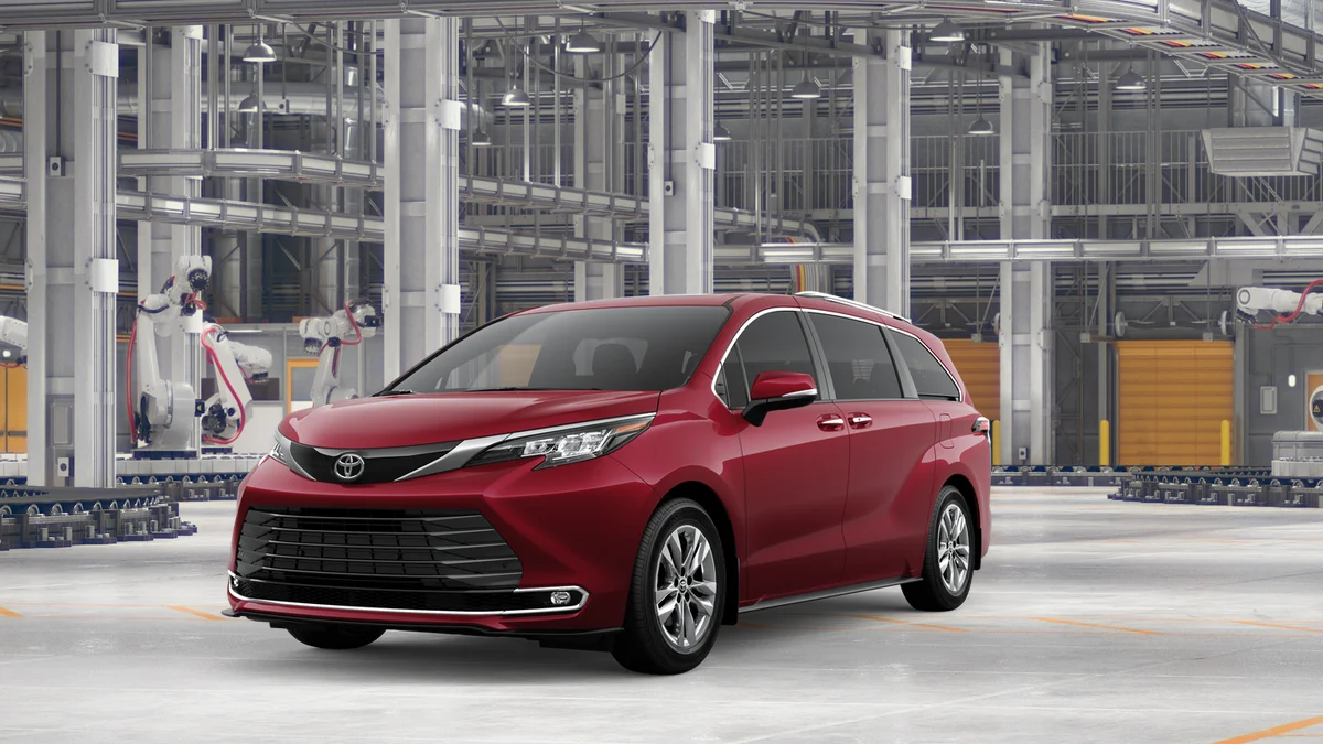 2026 Toyota Sienna Limited 7-Passenger Hybrid FWD's photo