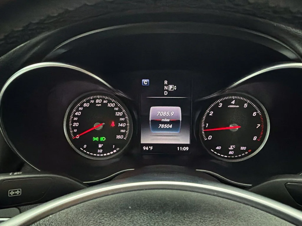 Used 2015 Black Mercedes-Benz C 400 image 14