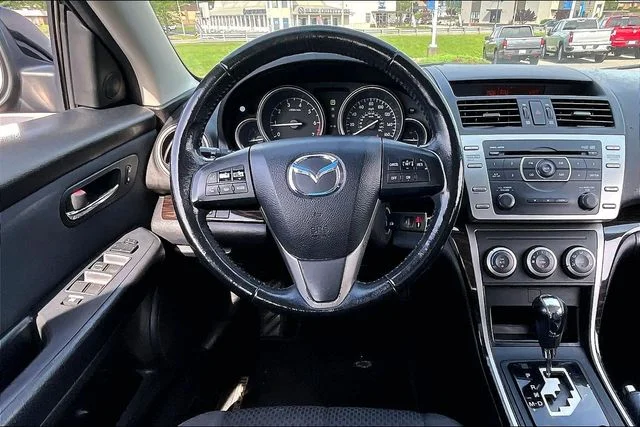 Used 2012 Black Mazda i Touring image 8