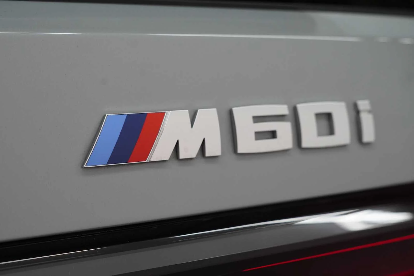 Used 2026 Brooklyn Grey Metallic BMW M60i image 10