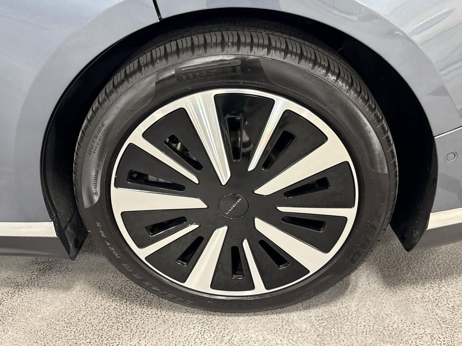 2024 Lucid Air Touring - Photo 14