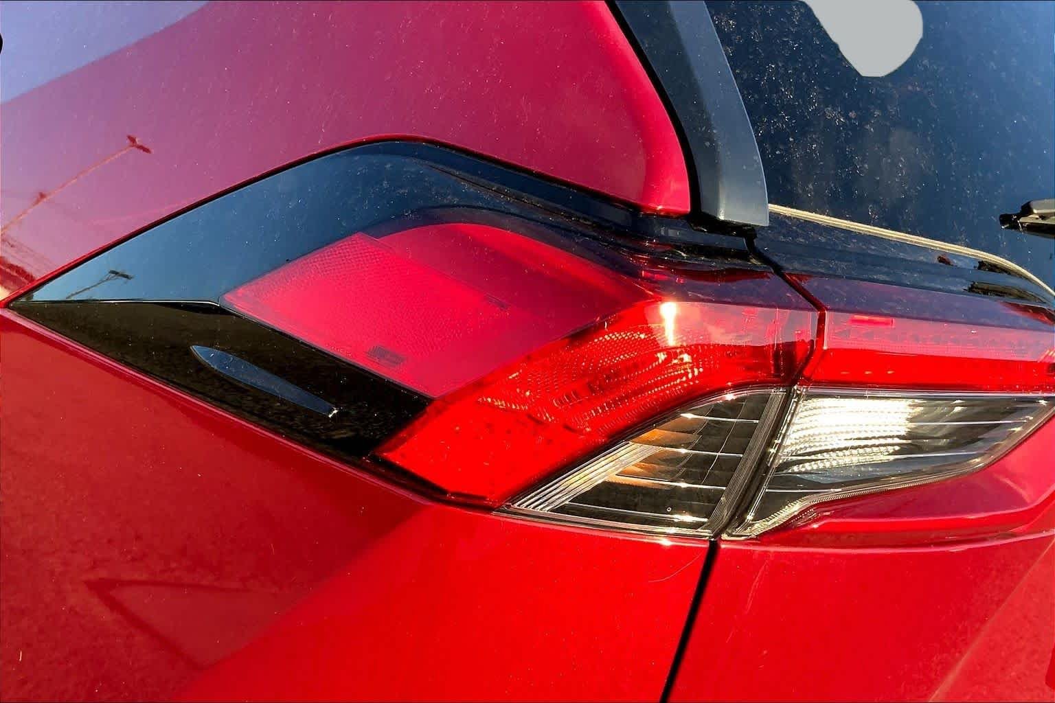 Used 2024 Ruby Flare Pearl Toyota XLE image 29