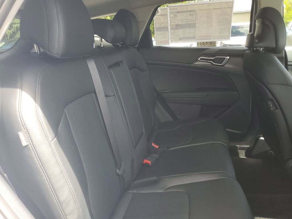 2026 Kia Sportage EX - Photo 15