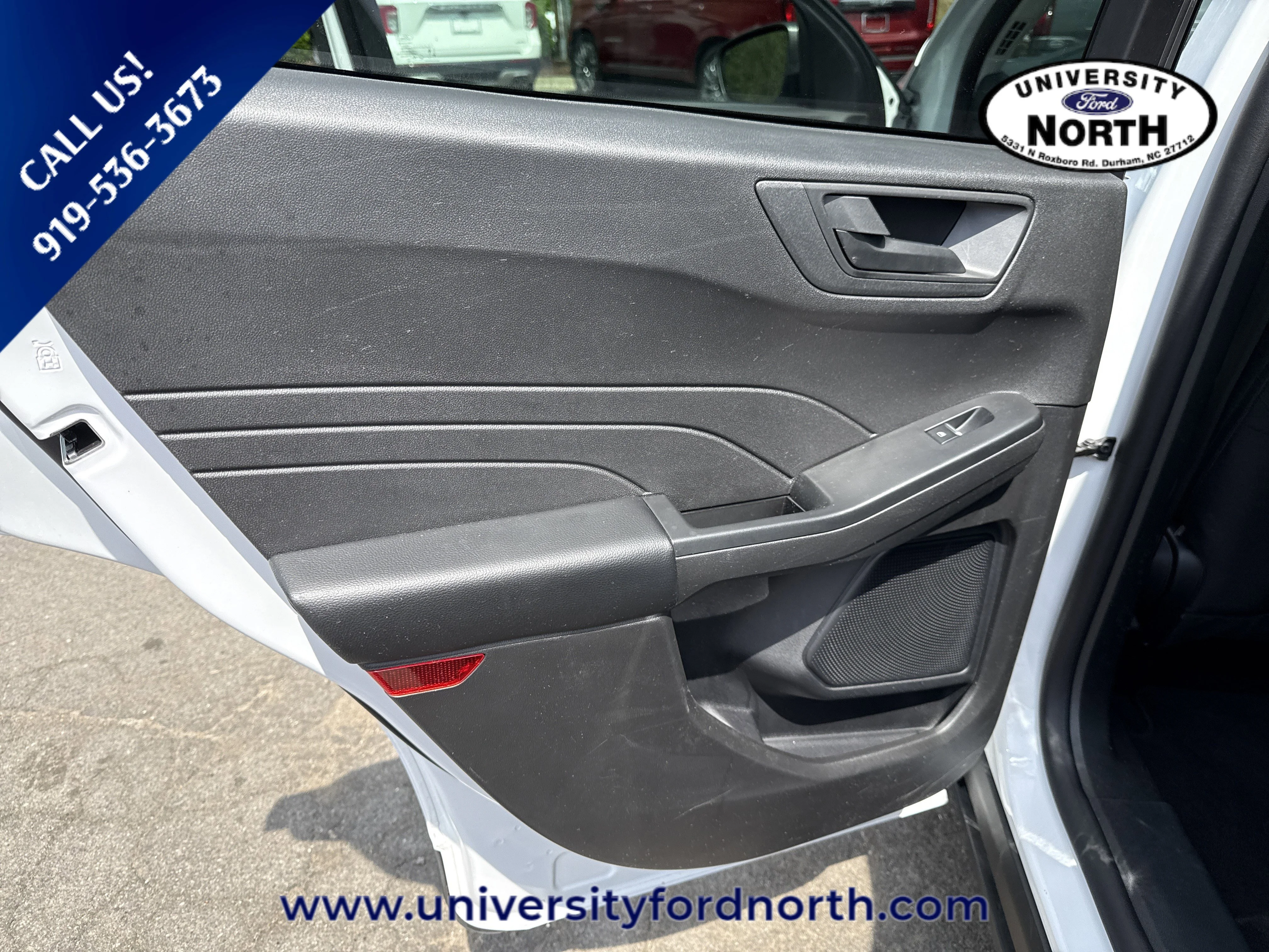 Used 2025 Oxford White Ford Active image 29